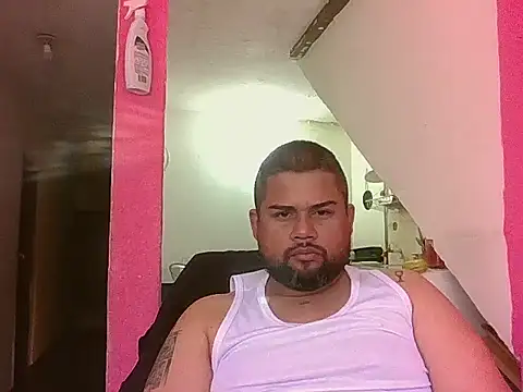 Snapshot of GABRIELGARCIA1313 chatting on 11, 1, 2026 GABRIELGARCIA1313 online show from 11, 1, 2026