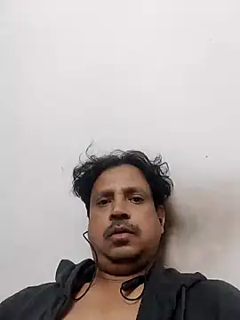 Snapshot of Raj1043 chatting on 12, 12, 2024 Raj1043 online show from 12, 12, 2024