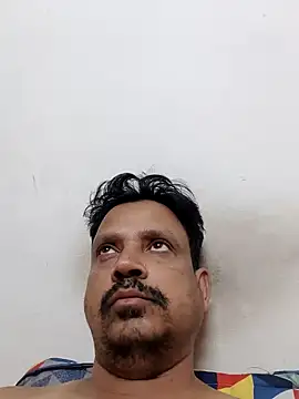 Snapshot of Raj1043 chatting on 1, 3, 2025 Raj1043 online show from 1, 3, 2025