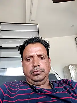 Snapshot of Raj1043 chatting on 15, 10, 2025 Raj1043 online show from 15, 10, 2025