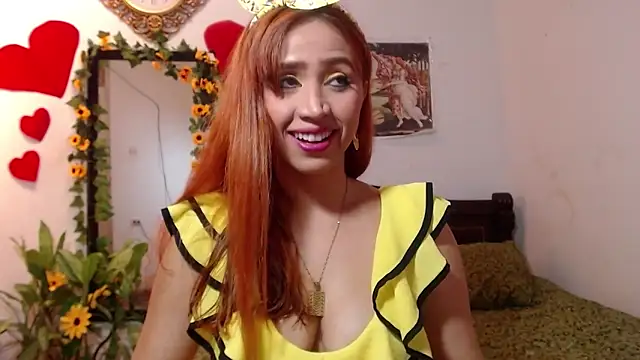 Snapshot of MeganCrouch chatting on 10, 9, 2025 MeganCrouch online show from 10, 9, 2025