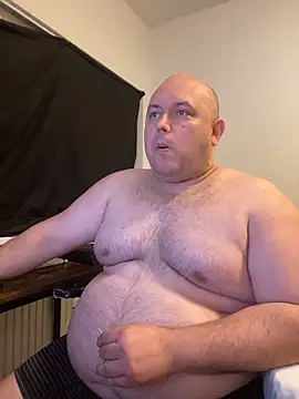 Snapshot of BigromeoXX chatting on 3, 4, 2026 BigromeoXX online show from 3, 4, 2026