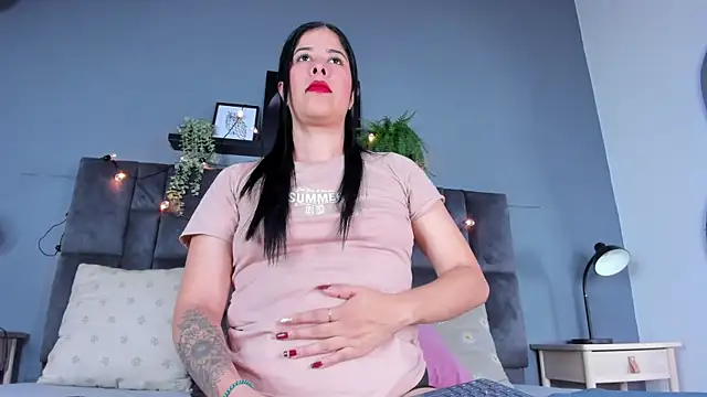 DulceAurora   online show from 20, 5, 2026