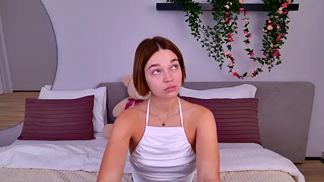 Snapshot of DanaLoved chatting on 11, 2, 2025 DanaLoved online show from 11, 2, 2025