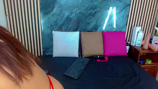 Isalombardi online show from 26, 2, 2025