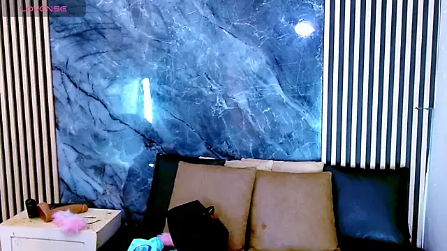 Isalombardi online show from 20, 9, 2025