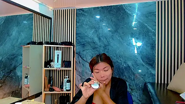 Isalombardi online show from 21, 10, 2025