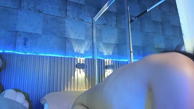 Snapshot of Layla_Cullen chatting on 24, 1, 2025 Layla Cullen online show from 24, 1, 2025