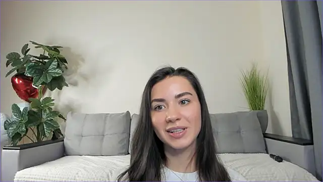Snapshot of NicoleLuv chatting on 6, 3, 2025 NicoleLuv online show from 6, 3, 2025
