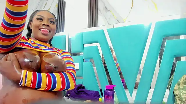 mia alvares online show from 28, 2, 2025