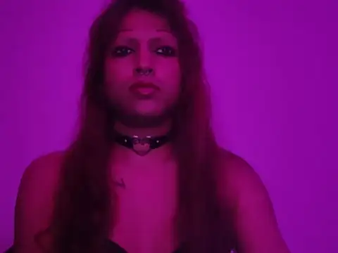 Snapshot of MmmMonikaBabie chatting on 5, 7, 2026 MmmMonikaBabie online show from 5, 7, 2026