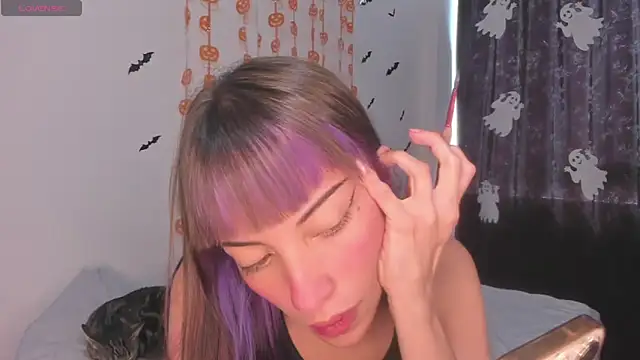 MiaGoth  online show from 22, 10, 2025