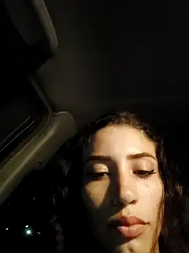 aurelialux online show from 19, 1, 2025