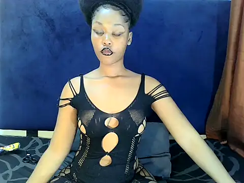 Snapshot of ReginaStar16 chatting on 4, 4, 2026 ReginaStar16 online show from 4, 4, 2026