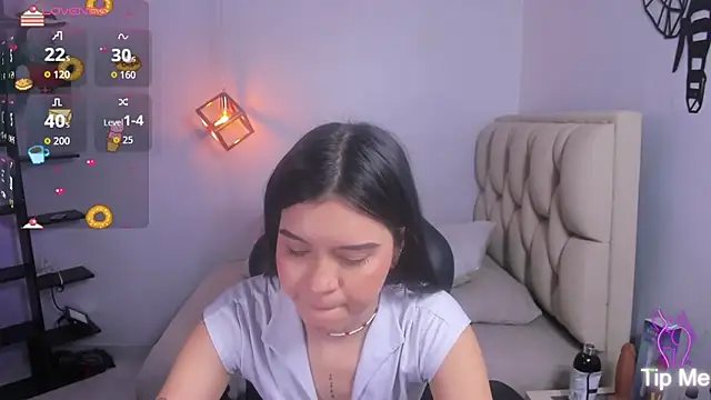 cassiehoward14 online show from 5, 11, 2025