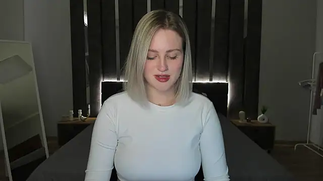  Sarah Soul  online show from 4, 2, 2025