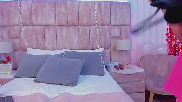 Cloesweet 1 online show from 14, 2, 2025