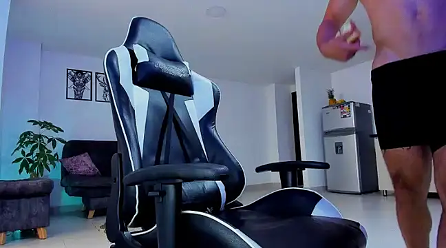 alexander collin02 online show from 4, 12, 2024