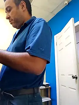 friendsloversex online show from 19, 9, 2025