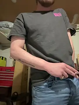 BigJohnson06 online show from 13, 4, 2026