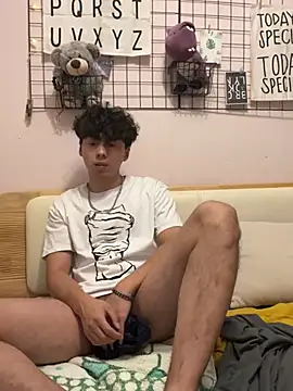 Snapshot of markselbom chatting on 1, 2, 2025 markselbom online show from 1, 2, 2025