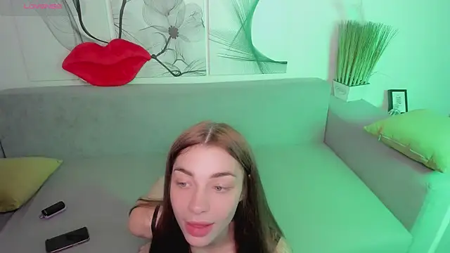 Snapshot of AngelinaWett chatting on 13, 7, 2026 AngelinaWett online show from 13, 7, 2026