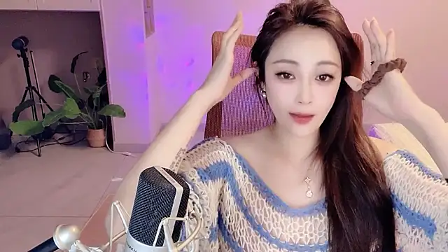 Snapshot of Daisy-77 chatting on 18, 2, 2026 Daisy-77 online show from 18, 2, 2026