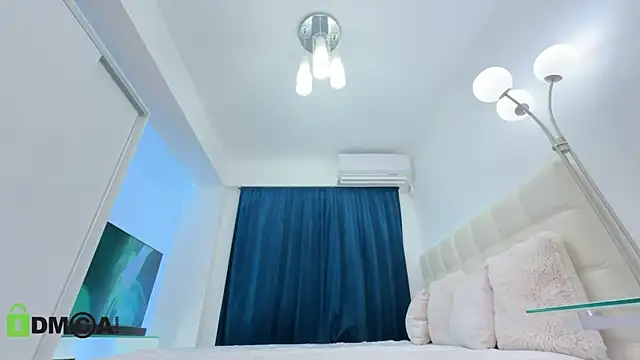 Snapshot of ScarlettAndTom chatting on 3, 10, 2025 ScarlettAndTom online show from 3, 10, 2025