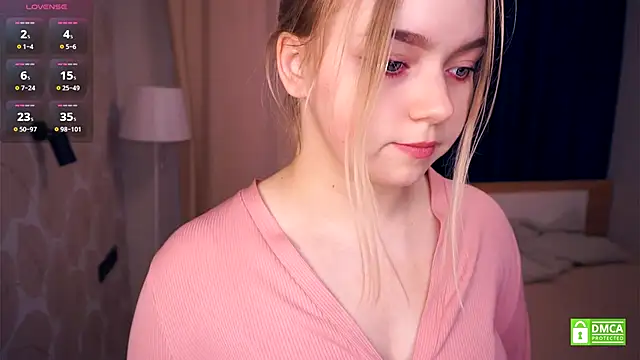 ZaraCreedon online show from 21, 10, 2025