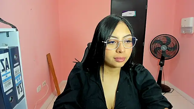 AlanaPetterson online show from 7, 12, 2024