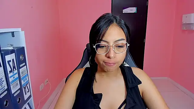 AlanaPetterson online show from 14, 12, 2024