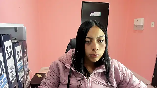 AlanaPetterson online show from 8, 2, 2025