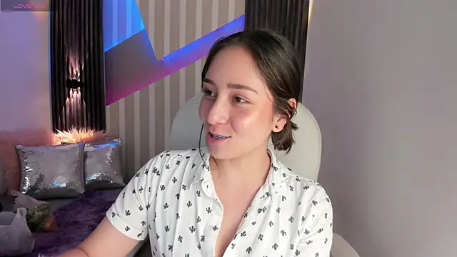 emily layton online show from 15, 1, 2025