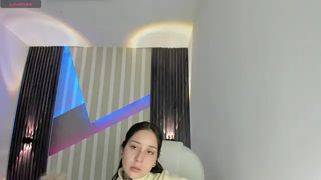 emily layton online show from 25, 1, 2025