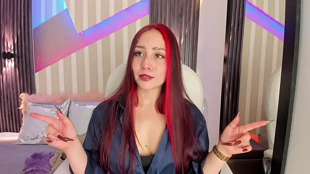 emily layton online show from 30, 10, 2025