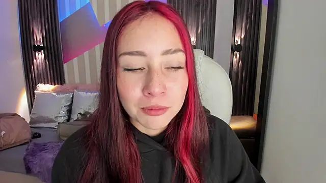 emily layton online show from 6, 11, 2025