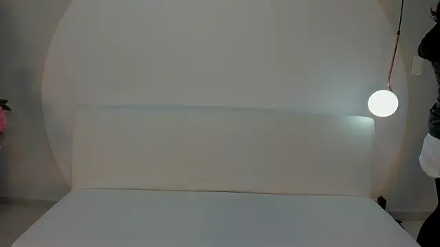 Ada Monroe10 online show from 6, 1, 2026