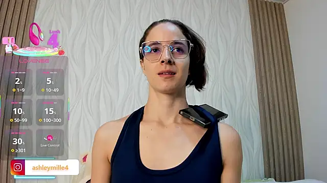 Snapshot of _ashleymiller chatting on 27, 4, 2026 ashleymiller online show from 27, 4, 2026