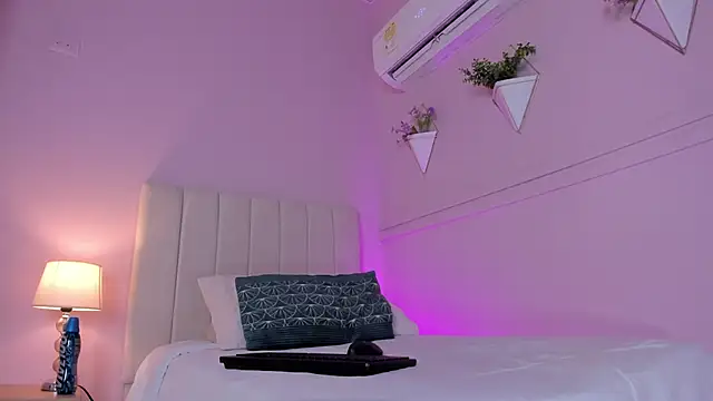  bianca 18 online show from 13, 2, 2025