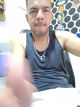 Snapshot of latinmartin73 chatting on 20, 6, 2026 latinmartin73 online show from 20, 6, 2026