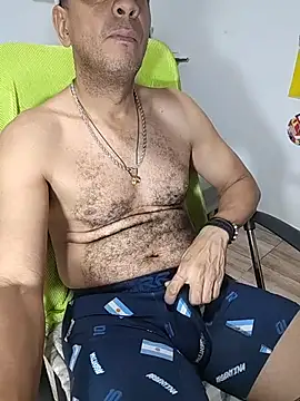Snapshot of latinmartin73 chatting on 17, 7, 2026 latinmartin73 online show from 17, 7, 2026