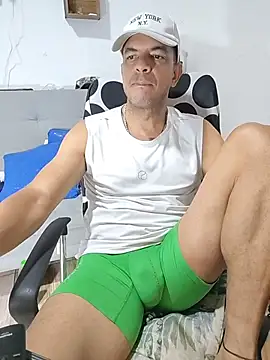 Snapshot of latinmartin73 chatting on 24, 7, 2026 latinmartin73 online show from 24, 7, 2026