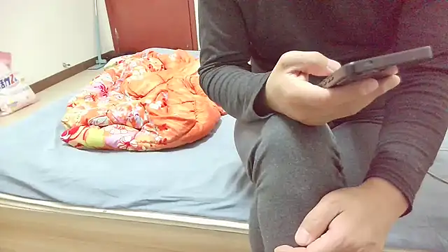 huzi518 online show from 17, 12, 2025