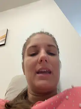 Snapshot of jennifer11772 chatting on 4, 7, 2026 jennifer11772 online show from 4, 7, 2026
