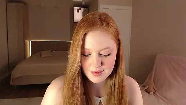 Snapshot of lulu_moonmoon chatting on 6, 12, 2024 lulu moonmoon online show from 6, 12, 2024