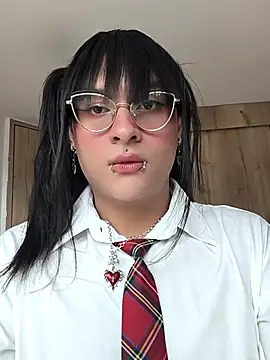 Kiitygirl online show from 25, 10, 2025