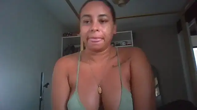 Snapshot of bigbootyjayda chatting on 19, 9, 2025 bigbootyjayda online show from 19, 9, 2025