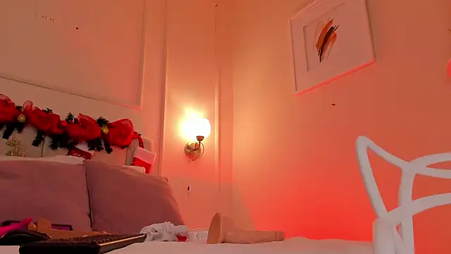 dani skinny  online show from 12, 12, 2024