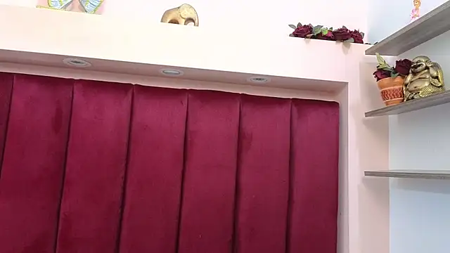 JESSYCORTES online show from 25, 1, 2025