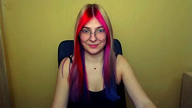 Luna Lush  online show from 20, 2, 2025